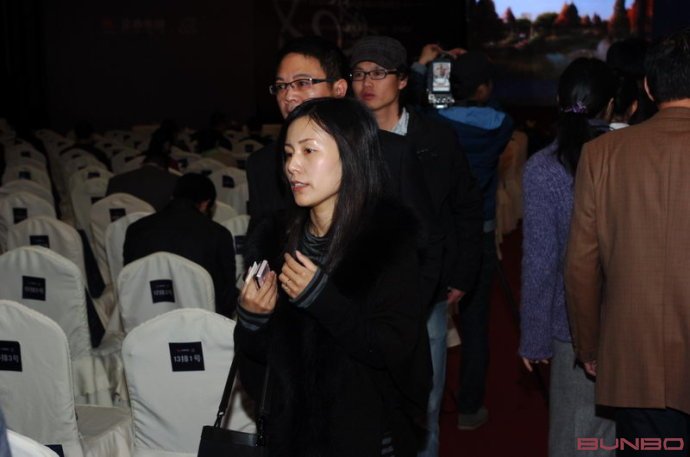 金地自在城公关活动现场：郎咸平坂湖论剑，绍兴中央休闲区国际峰会