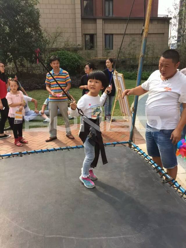 公主的洋房、格林格林，金地自在城三期样板区开放