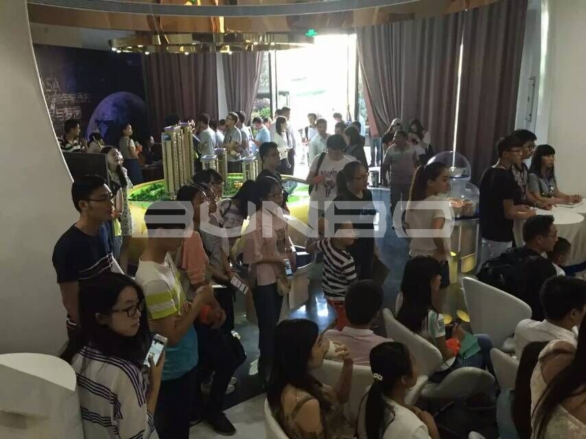 丰隆百翘香江星际外交官海选活动现场照片