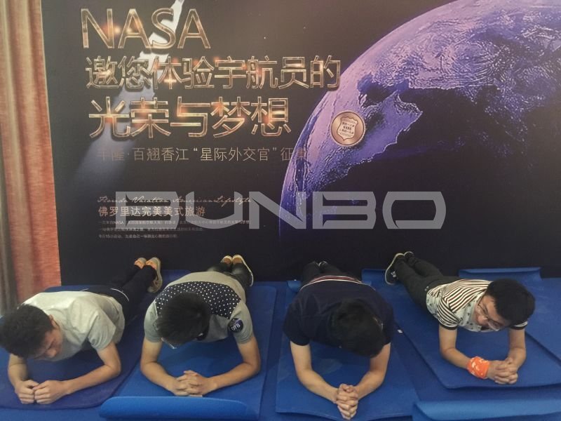 丰隆百翘香江星际外交官海选活动现场照片