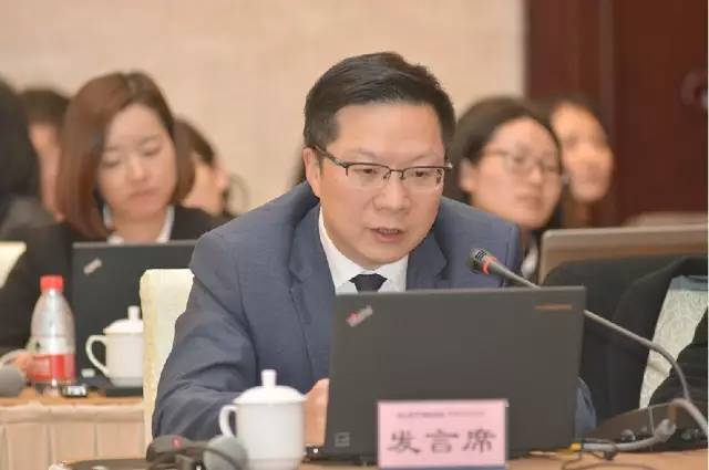 蓝城集团总裁许峰在《蓝城集团2016年度工作汇报》中指出