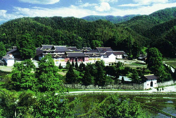 云居山——江西省。曹洞宗道场。世界禅学中心。样板丛林。国家级风景名胜区