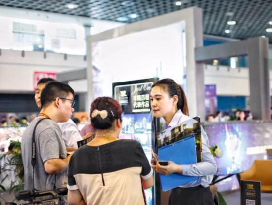 丰隆·彩旸香江倾心献上的跨国生活美学故事