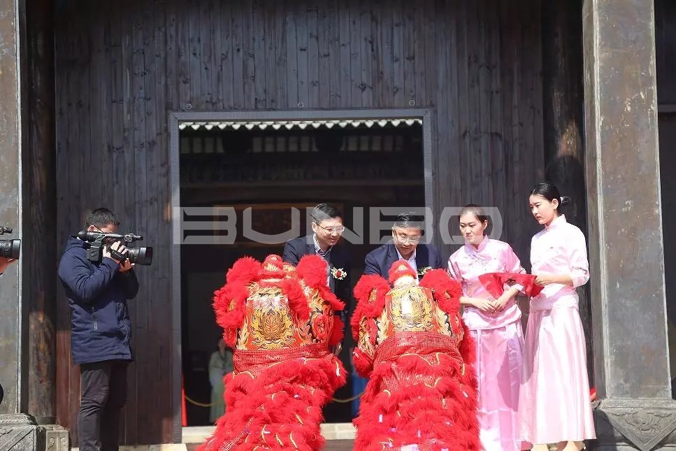 十里风荷营销中心暨样板示范区盛大开放