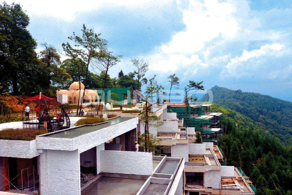 云中花岭为西南区域罕见的悬崖酒店