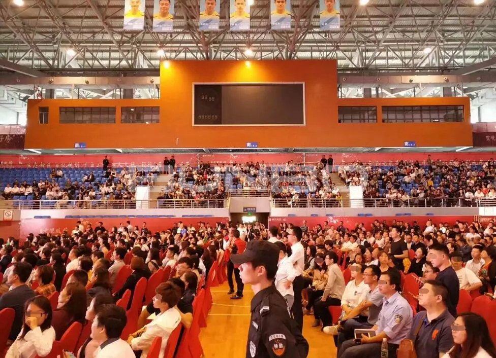 十里风荷开盘现场