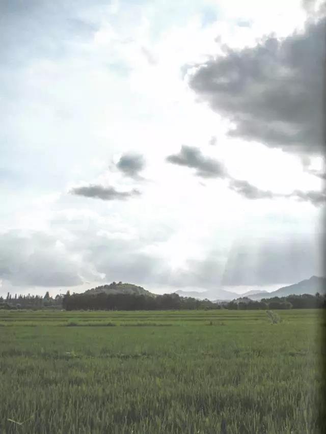 蓝城小镇的边界