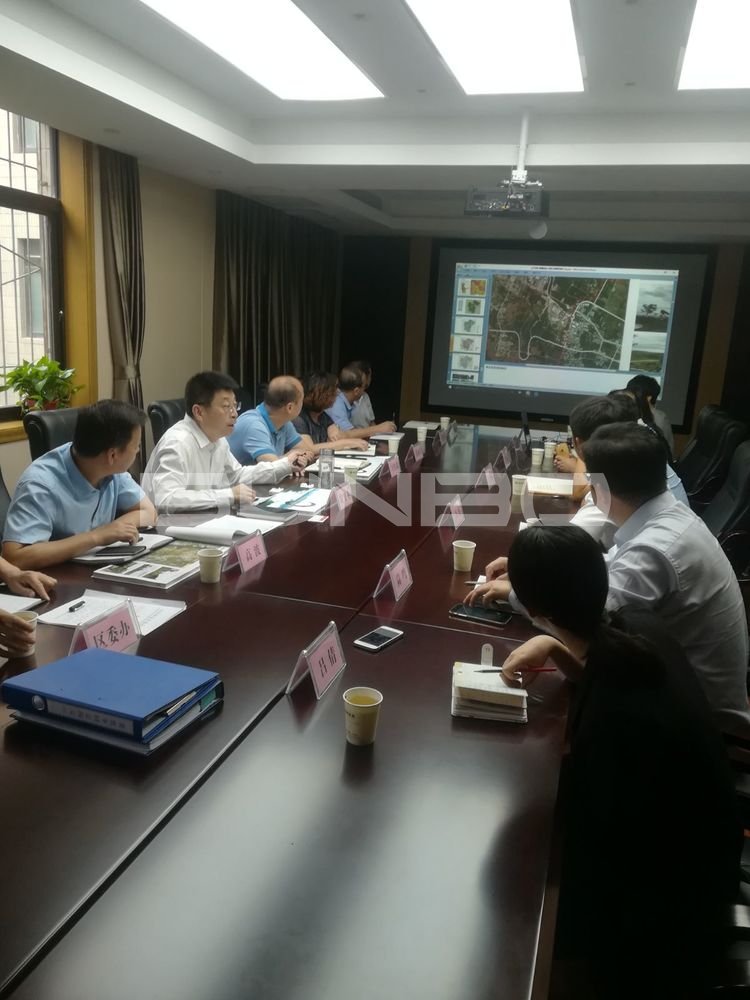 灞桥区召开白鹿原四季蓝城健康小镇项目推进会