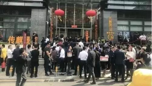 中国小城市楼市全面日本化,大城市房价全面香港化