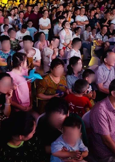 绍兴金地自在天地休闲商业街区二期开街