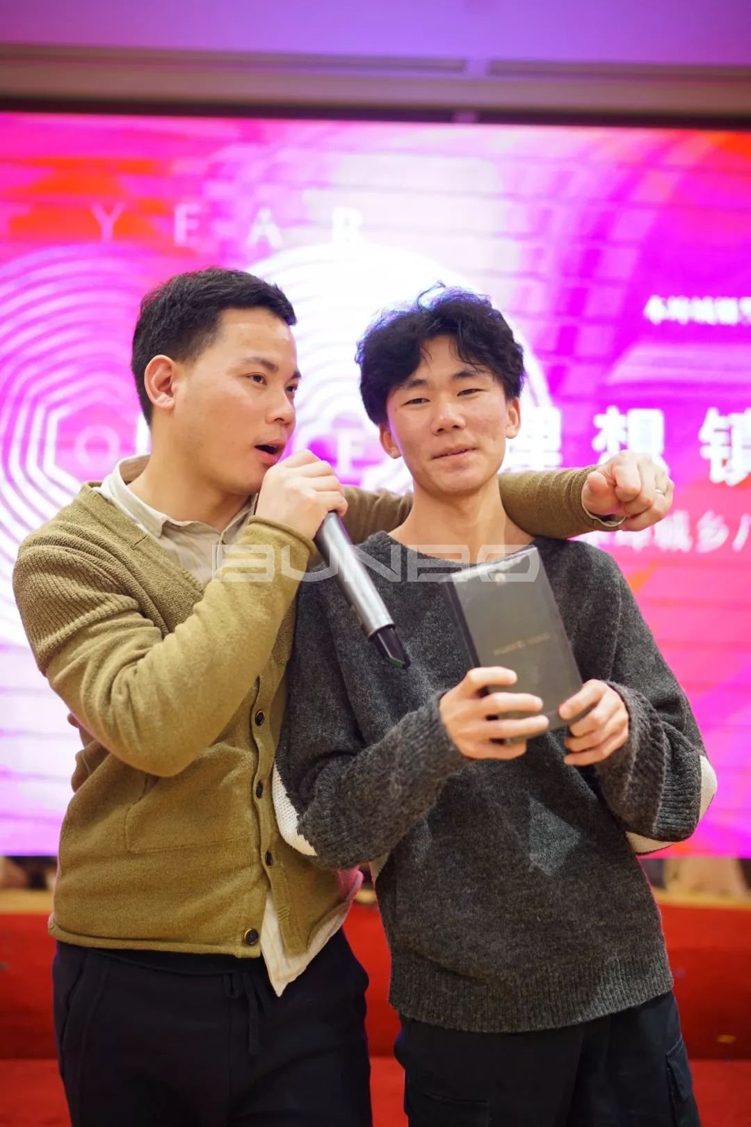 本埠城乡八周年年会