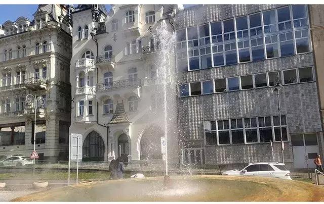 治愈系说明书，卡罗维发利提供的欧洲小镇温泉圣经