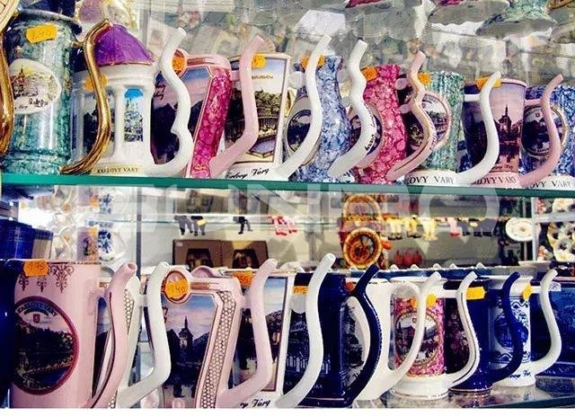 治愈系说明书，卡罗维发利提供的欧洲小镇温泉圣经