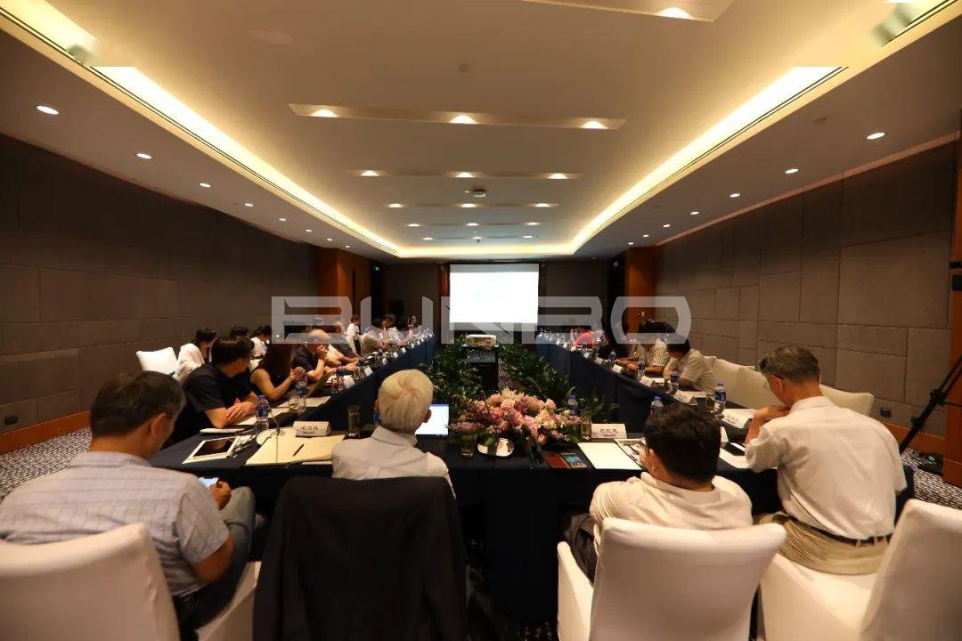 蓝润天使学校智库专家论证会现场