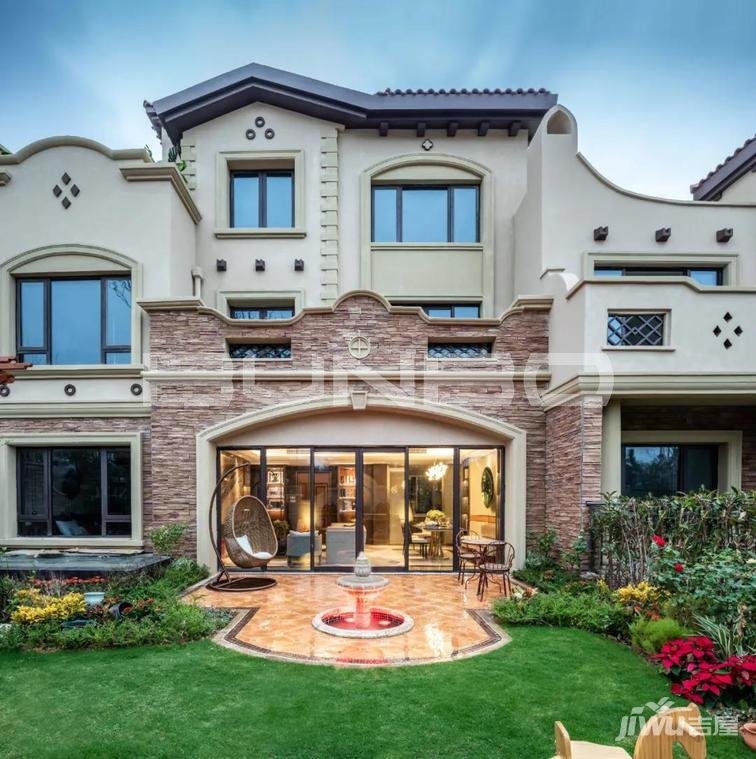 绿地安南小镇合院