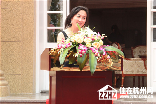 安吉·玫瑰园售楼中心正在隆重地举行对外开放庆典