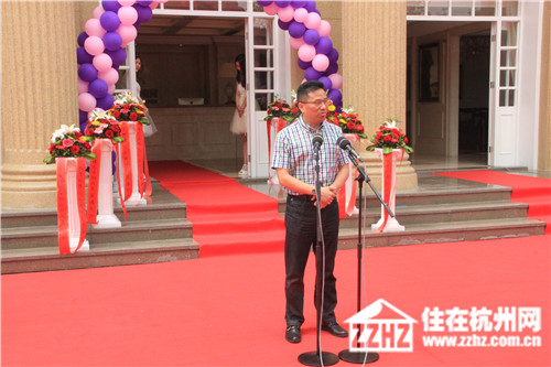 安吉·玫瑰园售楼中心正在隆重地举行对外开放庆典