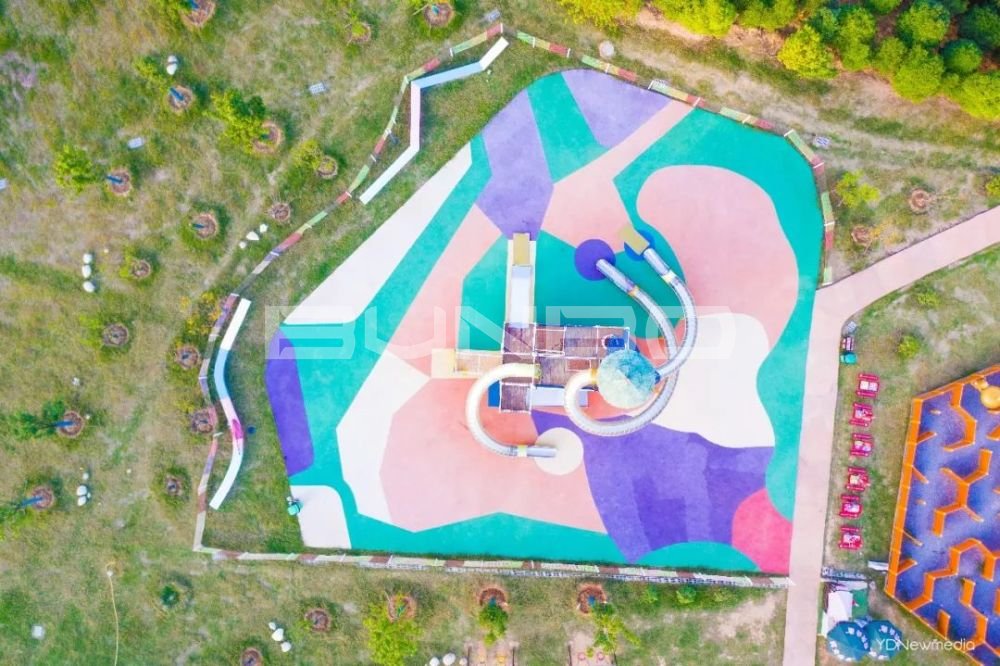 咸宁梓山湖:绿地梓湾国际健康城