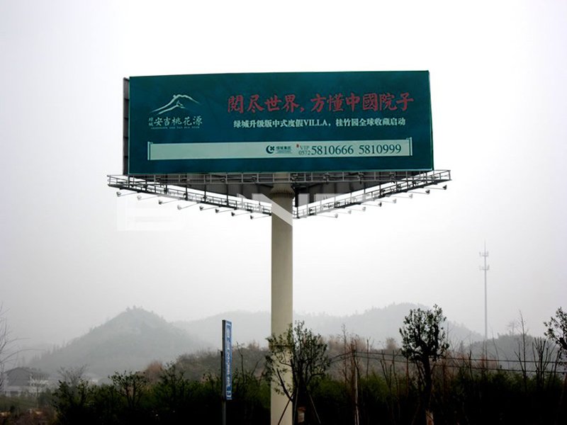 安吉桃花源户外广告实景