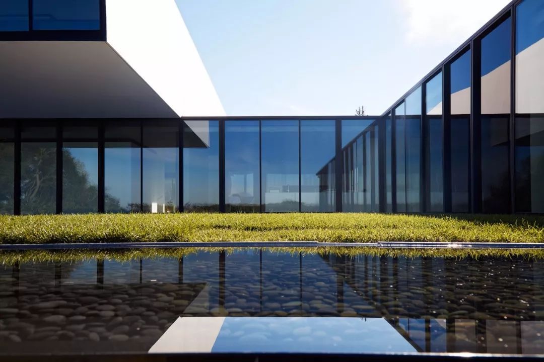 建筑师Stanley Saitowitz设计作品1517411045455078.jpg