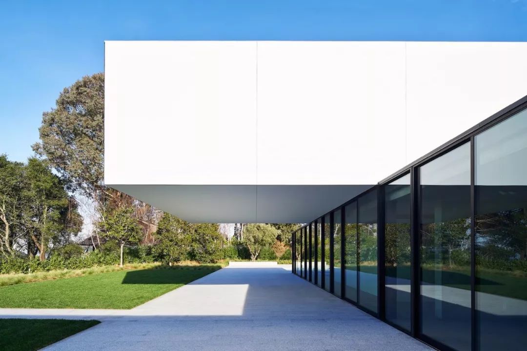 建筑师Stanley Saitowitz设计作品1517411233501417.jpg