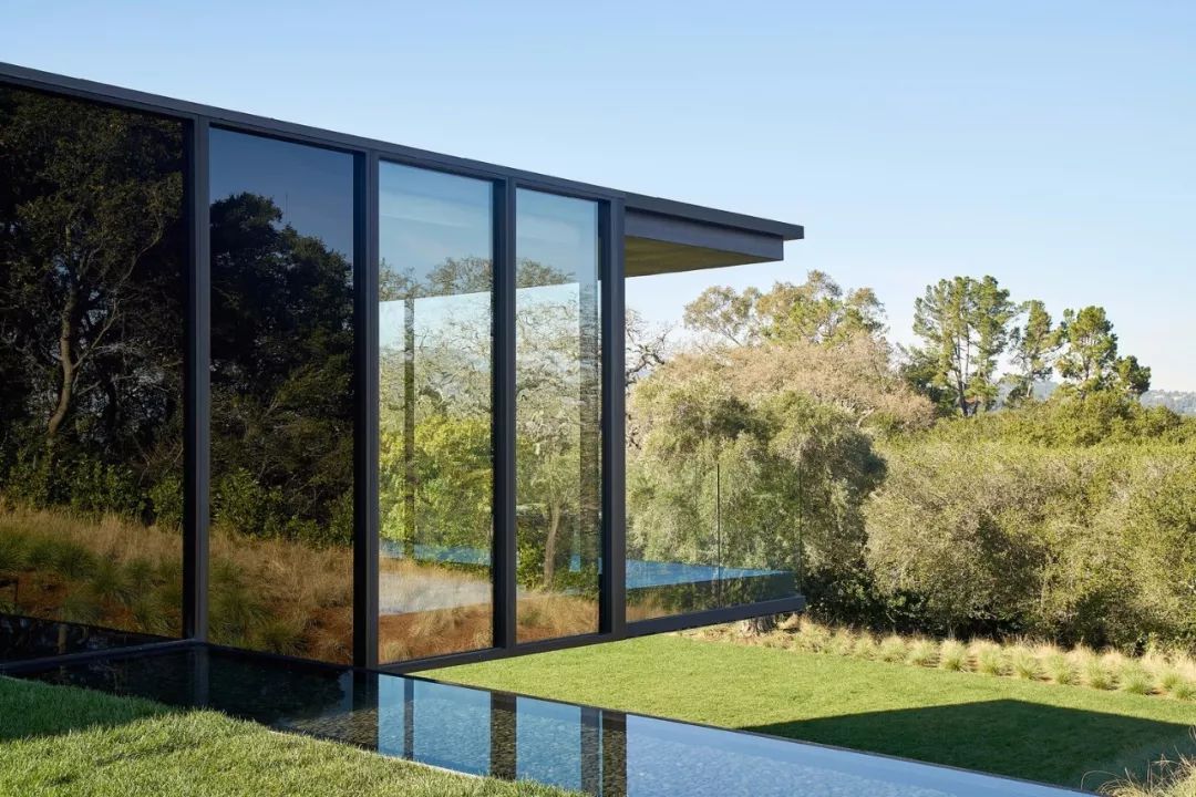 建筑师Stanley Saitowitz设计作品1517411234866795.jpg