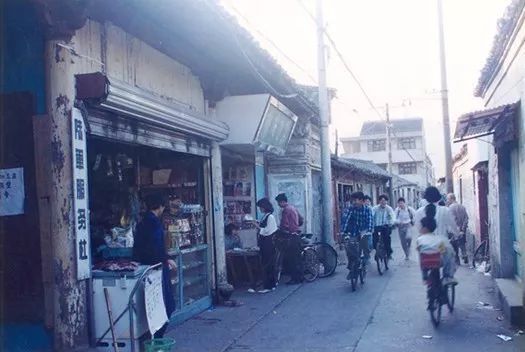 舟山定海人民路