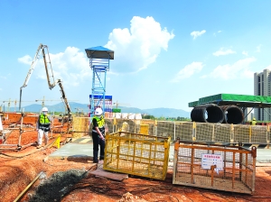 南昌职教城施工现场.jpg 南昌职教城施工现场.jpg