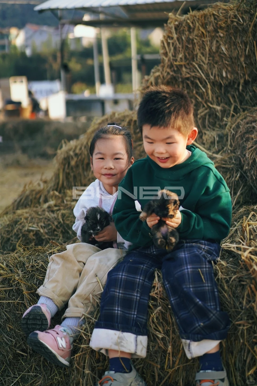 杭州遛娃|赶猪赶鸭做冻米糖 解锁草垛新玩法_14_椰果麻麻耶嗨嗨_来自小红书网页版.jpg 杭州遛娃|赶猪赶鸭做冻米糖 解锁草垛新玩法_14_椰果麻麻耶嗨嗨_来自小红书网页版.jpg